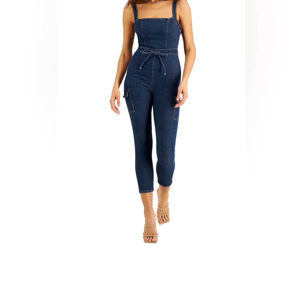 Tinseltown 
Juniors denim belted jumpsuit in light wash